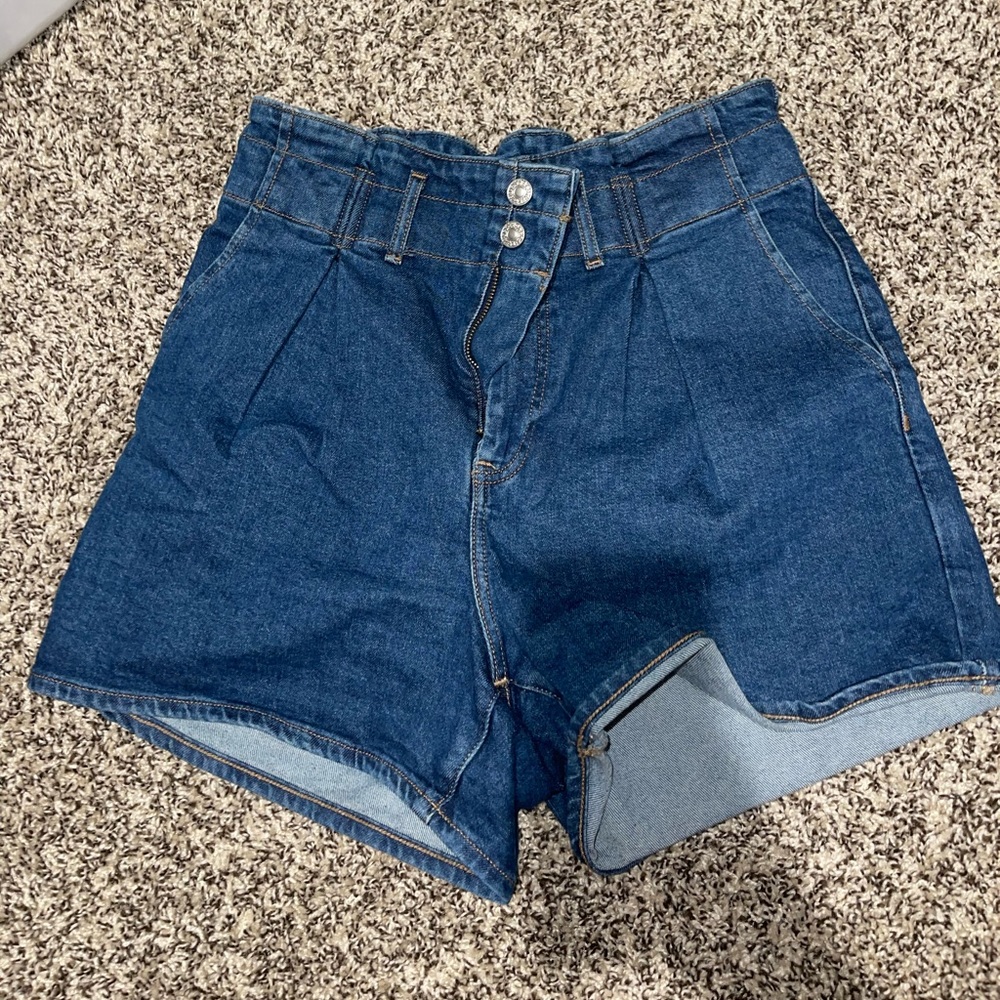 Express paper bag shorts